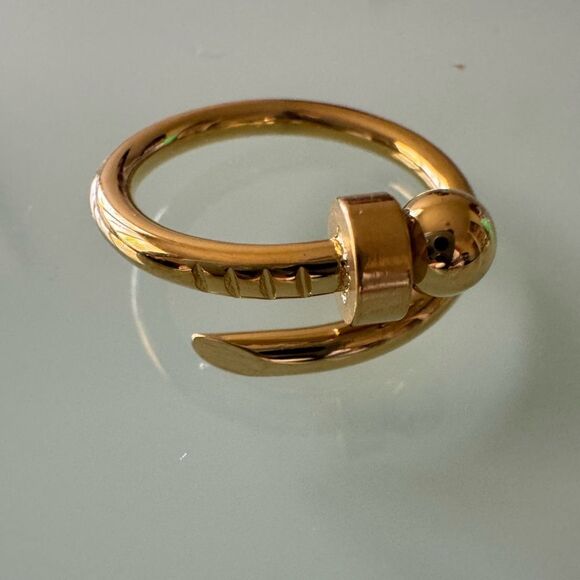 Gold Adjustable Ring A1155 - Picture 1 of 4